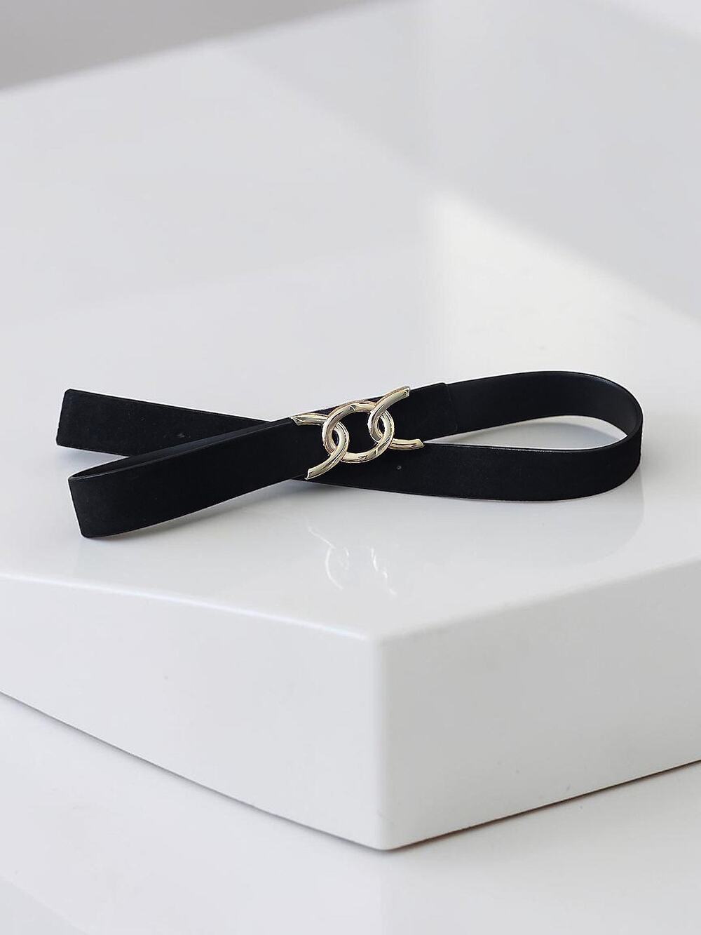 Soft Black Belt With Interlocked Statement Gold Buckle M/L